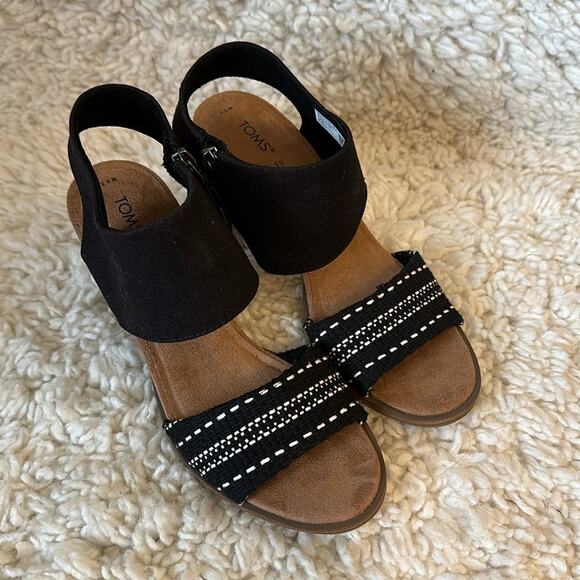 Black and White Boho Bohemian Neutral Heels - Picture 2 of 9